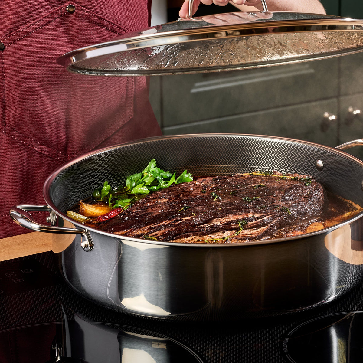 Hybrid Deep Sauté Pan with Lid, 9.5 Litre