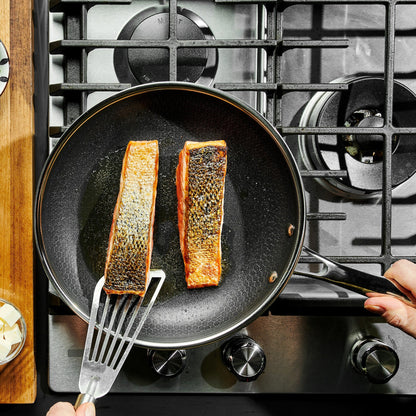 25 cm HexClad Cookware Hybrid Pan