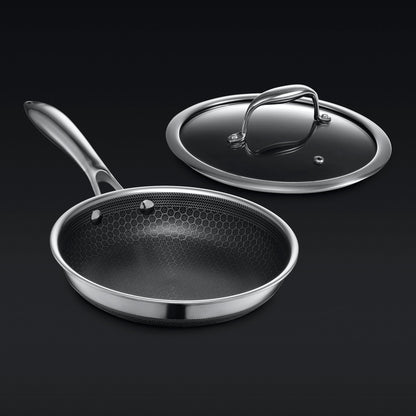 20 cm HexClad Cookware Hybrid Pan with Lid