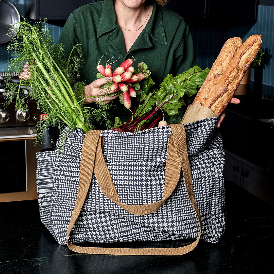 The Everything Everywhere Bag (Houndstooth‑Onyx)