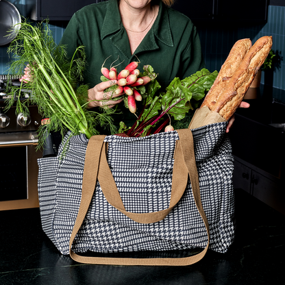 The Everything Everywhere Bag (Houndstooth‑Onyx)